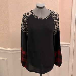 Women’s Vanilla Bay Kaylee Leonard Buffalo Plaid Mixed Print Top